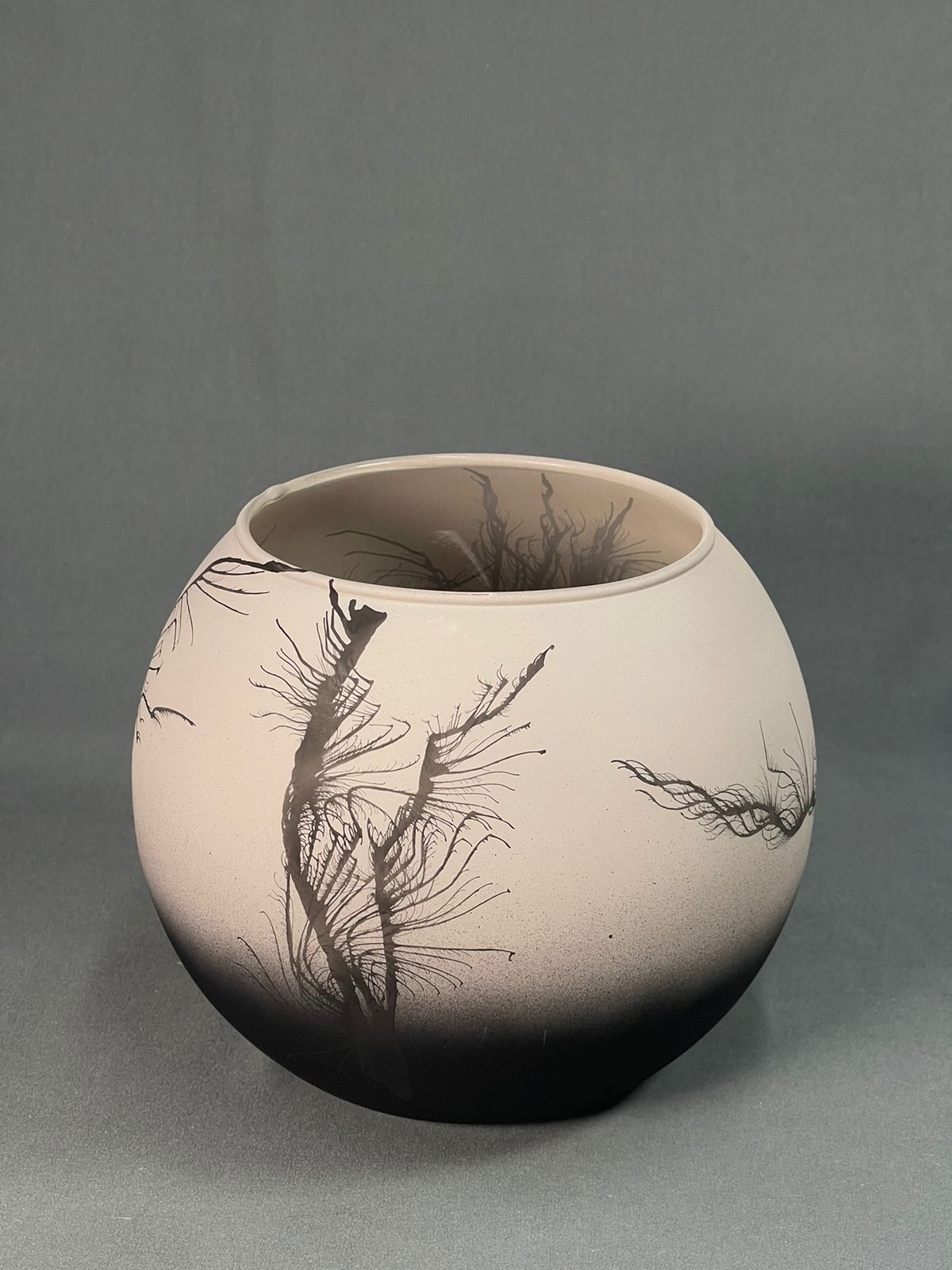 Ваза Вильверона каштановая Шаровая (3л)