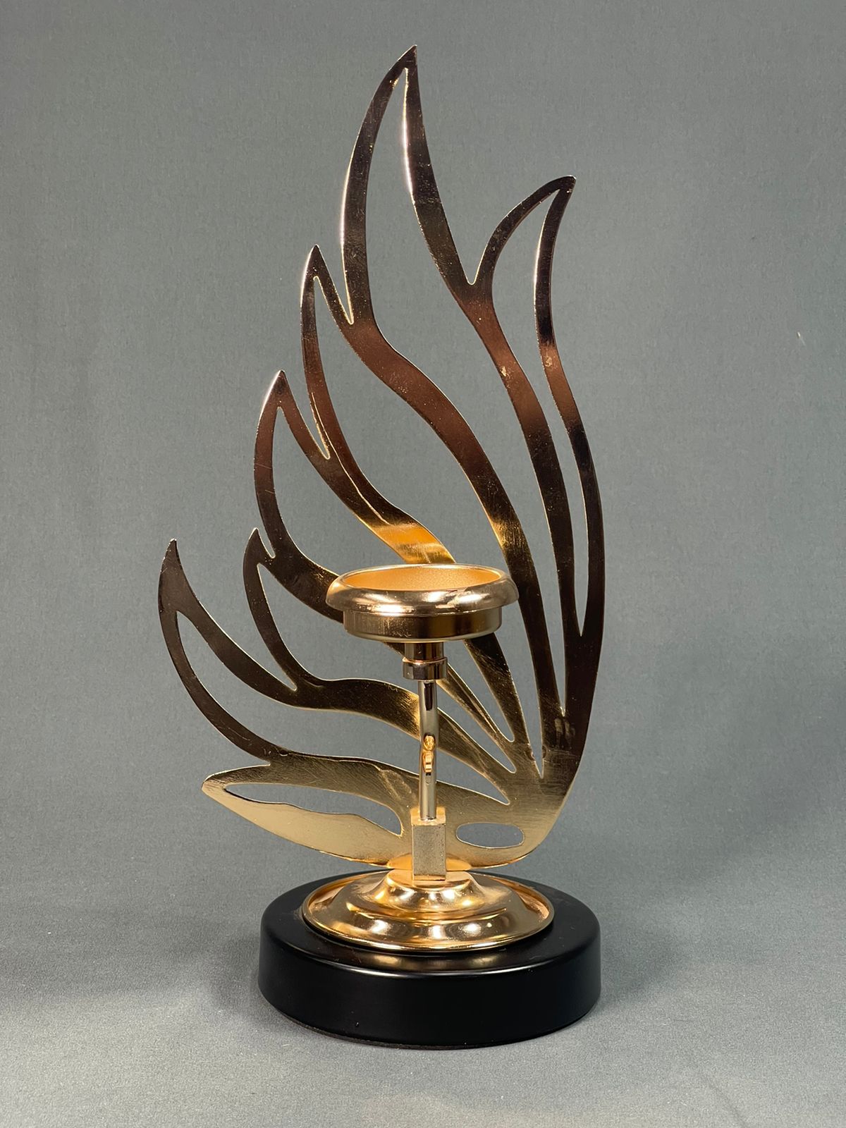 Подсвечник пламя б