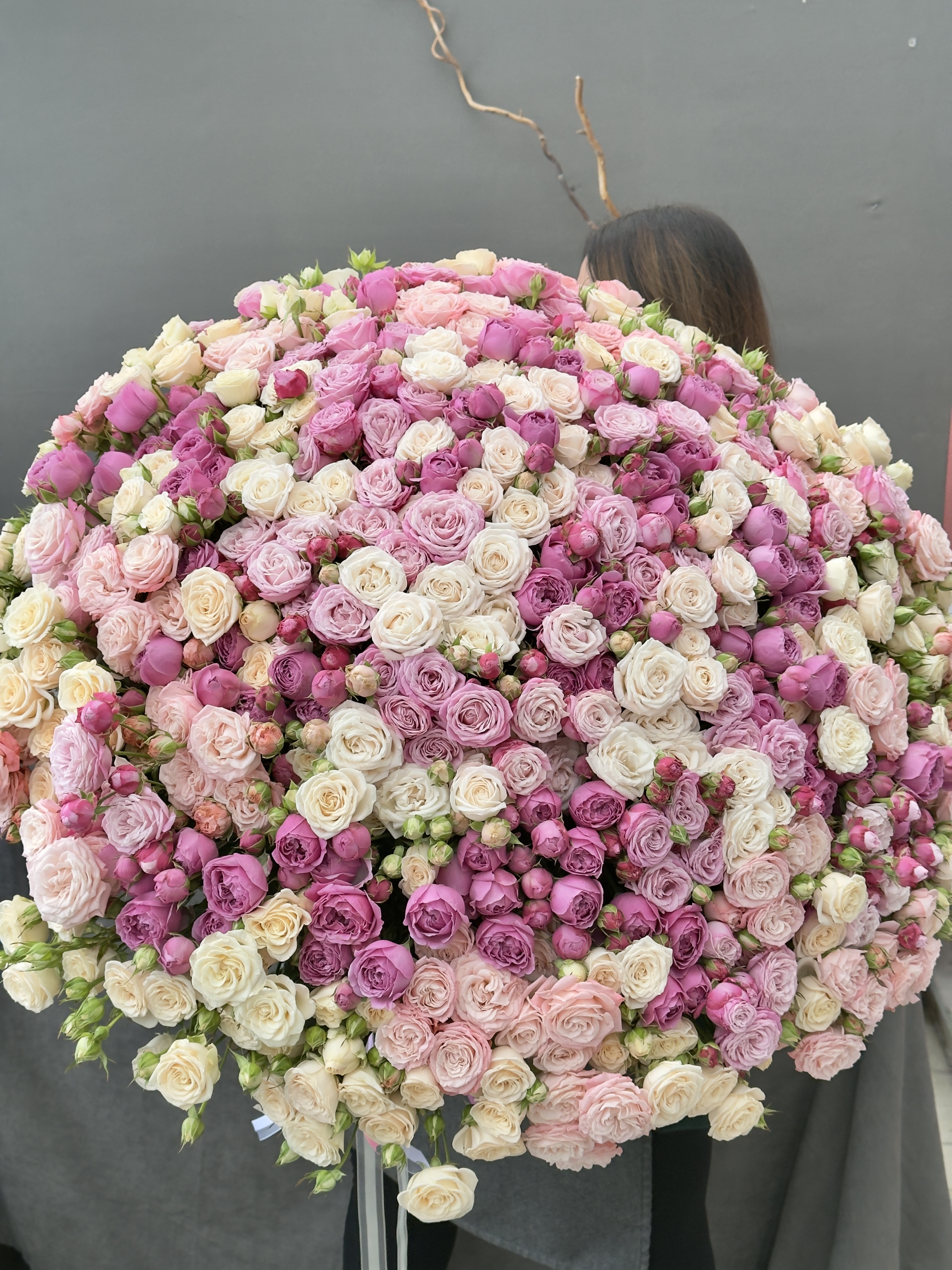 Букет кустовая роза микс (101)