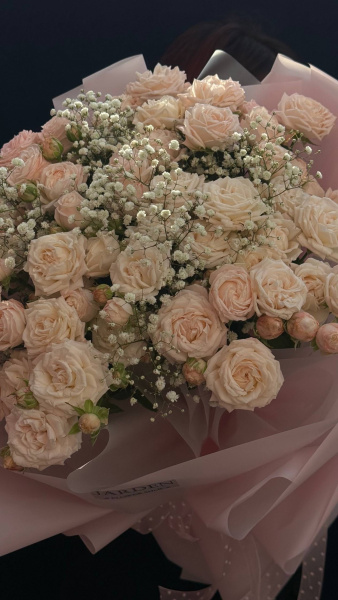 Моно-букет из кустовых роз №2 (11шт)