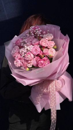 Моно-букет из кустовых роз (5шт)