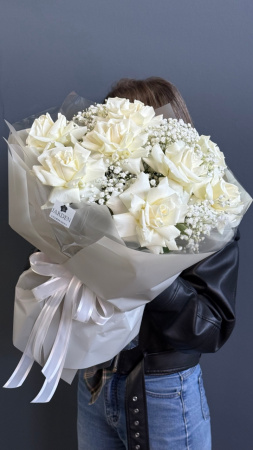Моно-букет из белой розы (9шт)