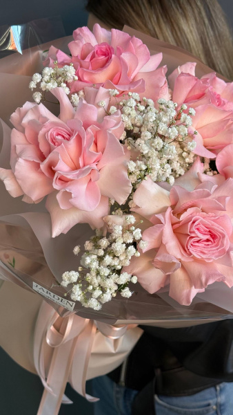 Моно-букет из розовой розы (5шт)