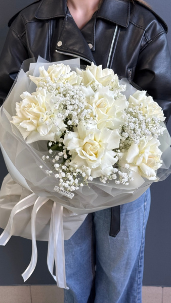 Моно-букет из белой розы (7шт)