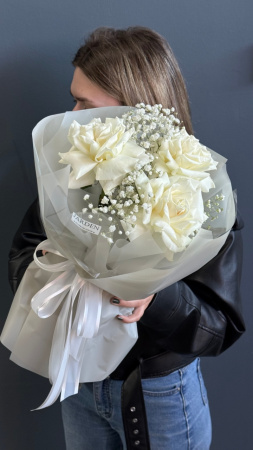 Моно-букет из белой розы (3шт)