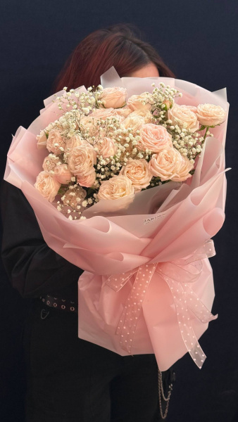 Моно-букет из кустовых роз №2 (7шт)