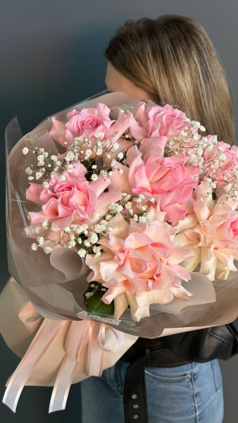 Моно-букет из розовой розы (7шт)